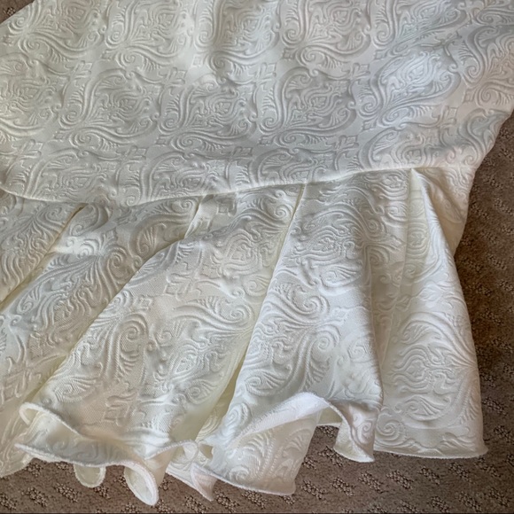 White Jacquard Bandeau Asymmetric Frill Hem Midi - Picture 6 of 6